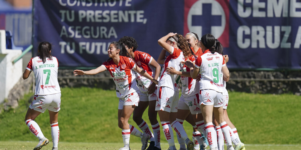 Centellas sorprenden a La Maquina femenil en La Noria | AG Deportes