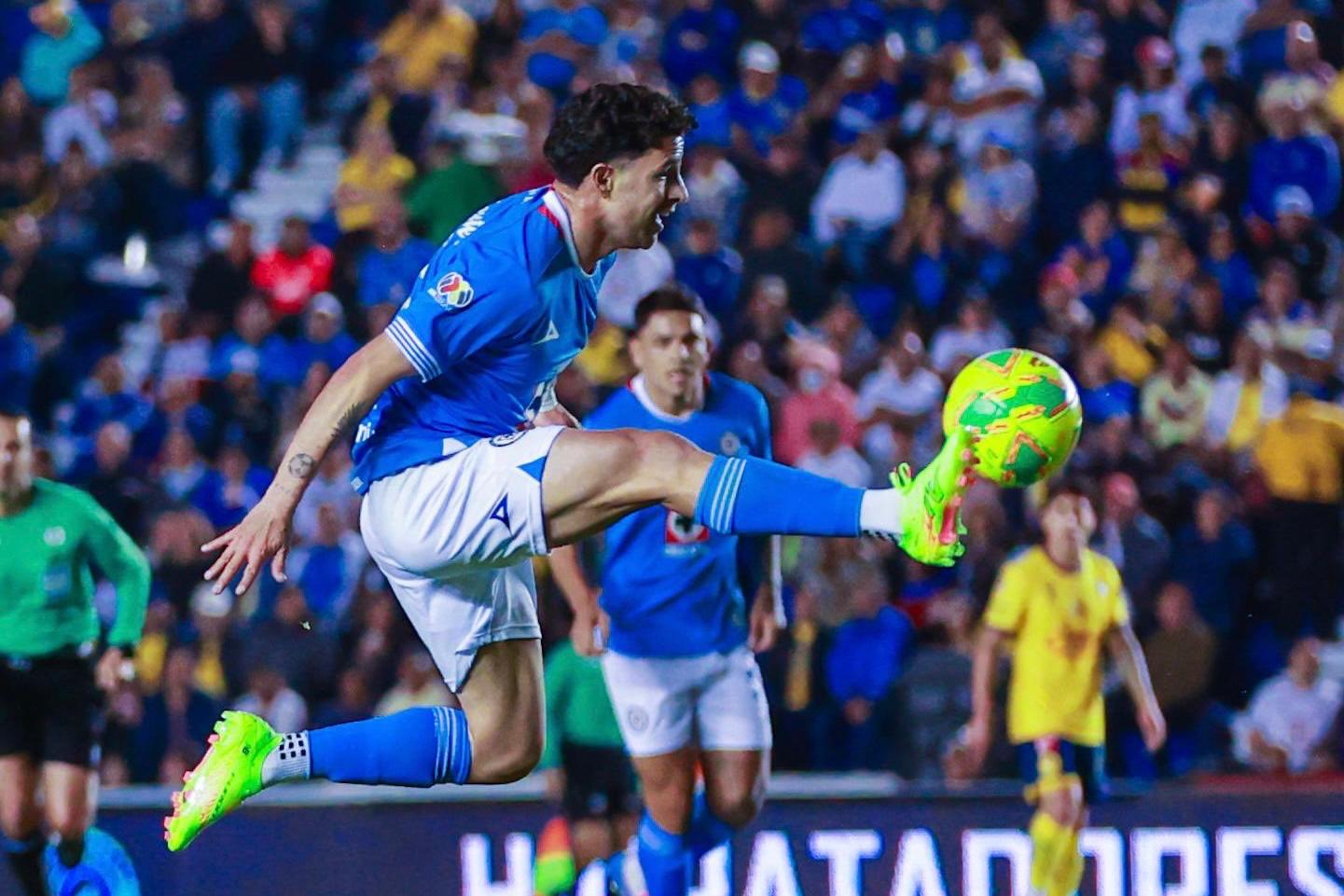 Cruz Azul debe sumar puntos en sus próximos partidos para conseguir el boleto directo a liguilla.