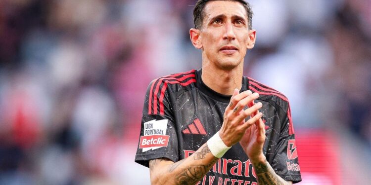 Ángel Di María se despide del fútbol europeo