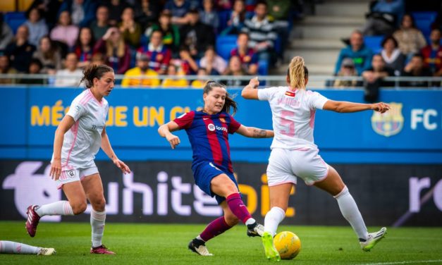 El Barça golea y deja a tiro la Liga