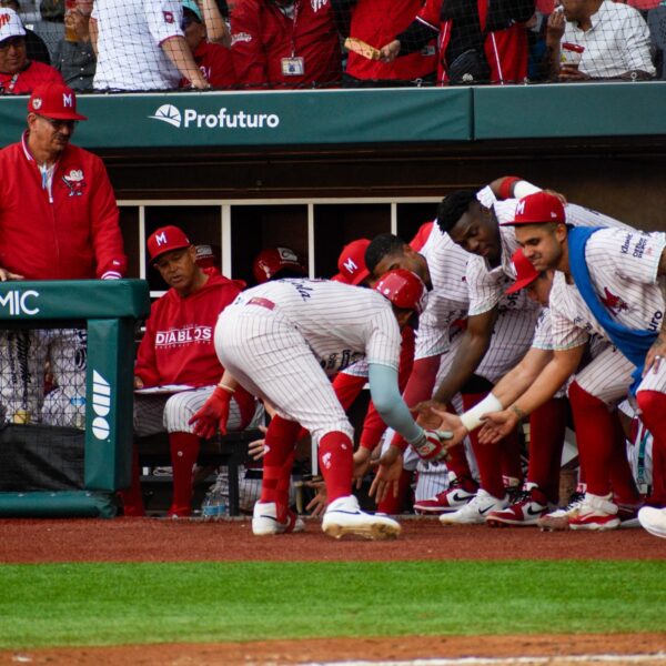 Diablos rojos vs Conspiradores