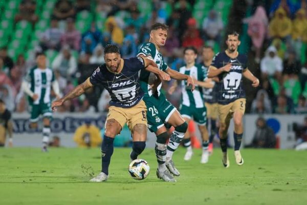 Santos vs Pumas