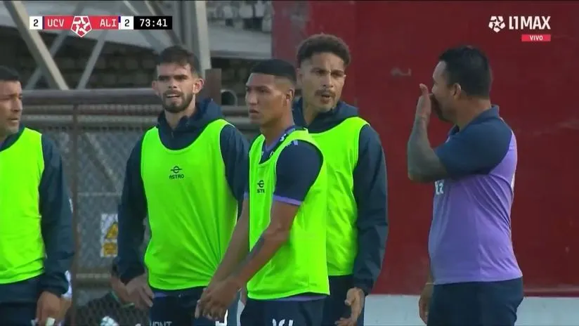 "No puedo jugar": Paolo Guerrero y su tenso momento con 'Chicho' Salas en  el Alianza Lima vs. César Vallejo