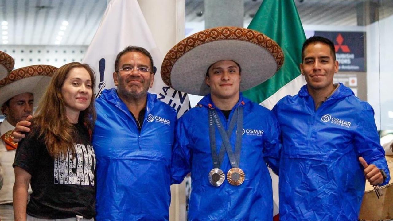 El doble medallista de París 2024 habló de la convivencia con Juan Celaya