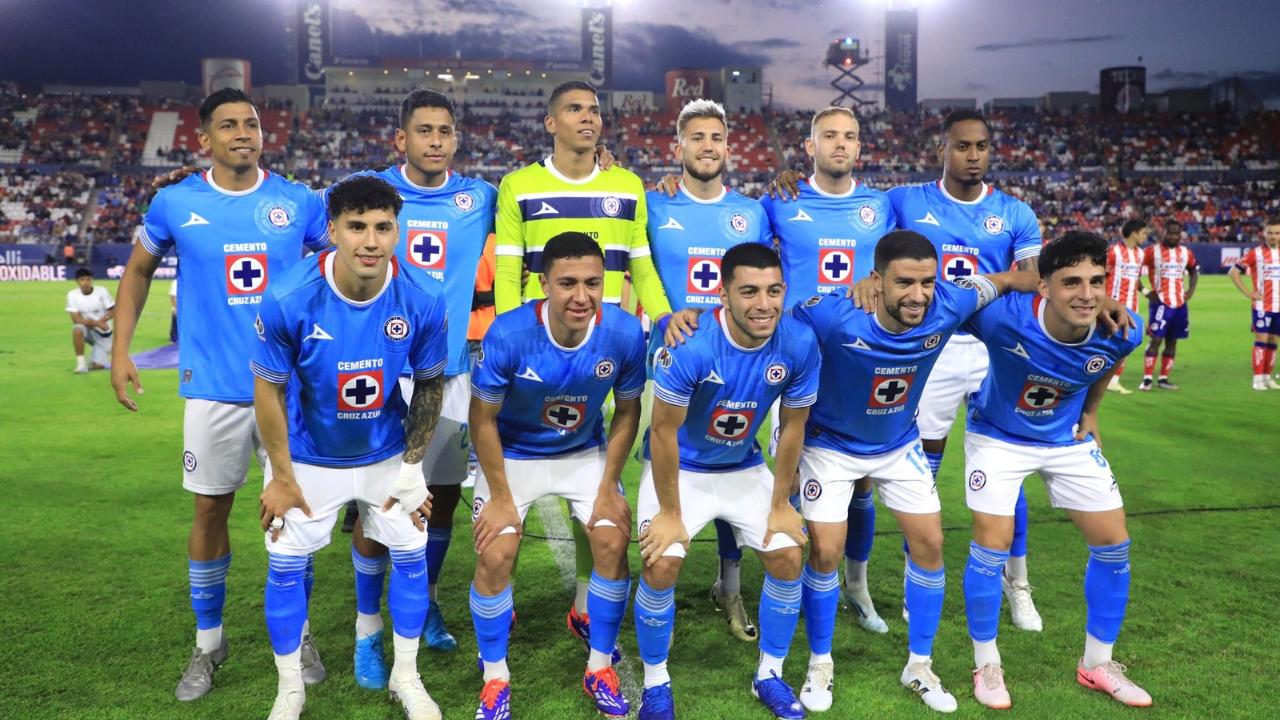 De igual forma, Cruz Azul hizo cuatro cambios respecto al esquema del juego anterior