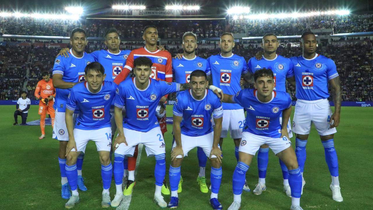 Durante los primeros 30 minutos de partido, los cementeros se vieron rebasados por su rival e incluso recibieron el primer gol del encuentro antes de los 20'