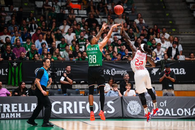 Enorme victoria del Joventut ante uno de los grandes favoritos