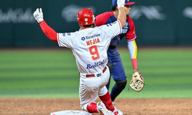 Diablos Rojos se lleva el primero de la serie