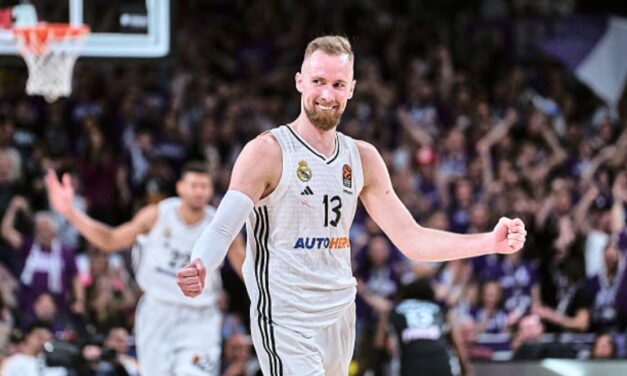 El Real Madrid gana a Paris en un partido trepidante (105-104)