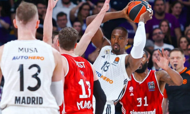 El Real Madrid vence a Olympiacos (80-72)