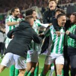 El Betis hace historia y jugará su primera final europea tras 118 años de espera