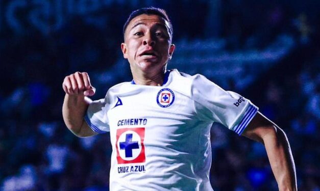 Cruz Azul vence a León en lluvia de goles en la Liguilla