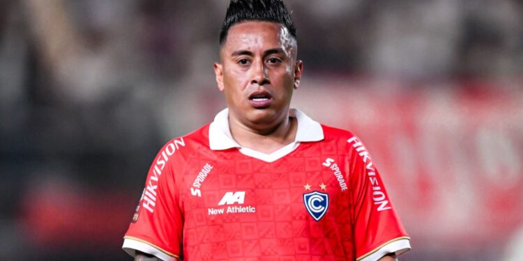 Christian Cueva regresará a La Victoria después de un año y medio