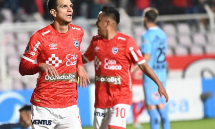 Cienciano arrasa y sigue soñando en la Copa Sudamericana