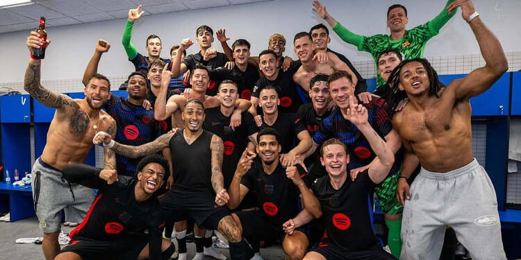 El FC Barcelona grita campeón en Cornellá: juventud , coraje y gloria