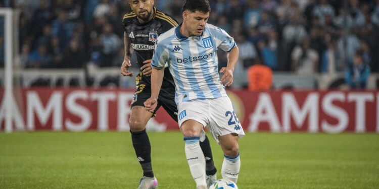 Racing goleó a Colo Colo y se clasificó a los octavos de final en la Libertadores
