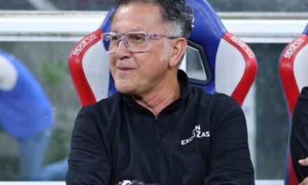 Juan Carlos Osorio avanza en negociaciones para ser el nuevo entrenador de Chivas
