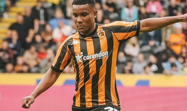 Óscar Zambrano podría regresar pronto a Liga Deportiva Universitaria