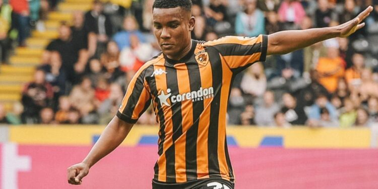 Óscar Zambrano podría regresar pronto a Liga Deportiva Universitaria