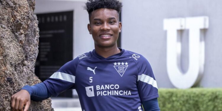 Regresa: Óscar Zambrano no se quedará en Europa