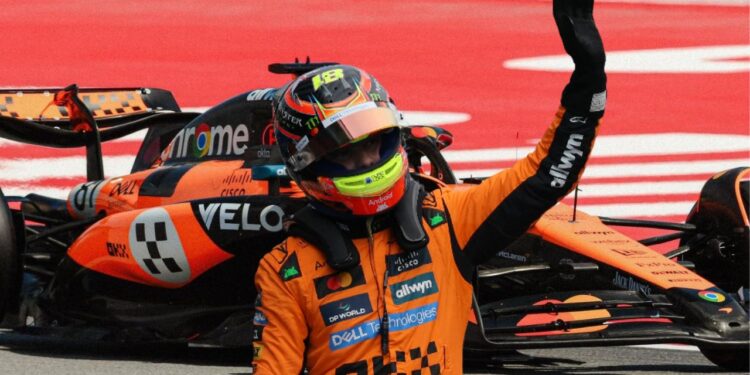 Oscar Piastri consigue su primera pole en Cataluña