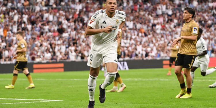 Kylian Mbappé hace historia y consigue la Bota de Oro
