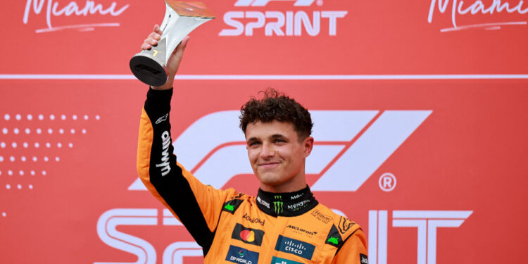 Lando Norris se impone en una caótica Sprint de Miami