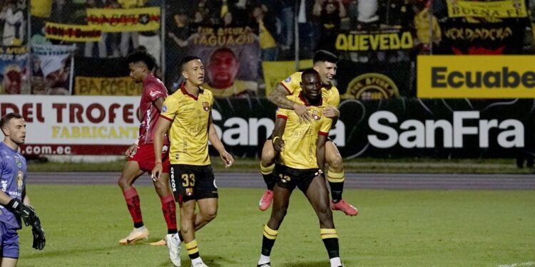 Barcelona SC golea 5-0 a Mushuc Runa y acecha el liderato de la Liga Ecuabet 2025