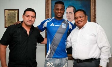 José “Tin” Angulo es nuevo refuerzo de Emelec para la LigaEcuabet 2025