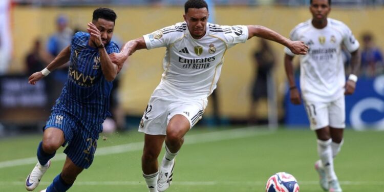 Xabi Alonso, Huijsen y Arnold debutan con el Real Madrid