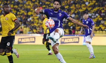 Barcelona SC cae ante LDU en el Monumental: Rescalvo bajo presión