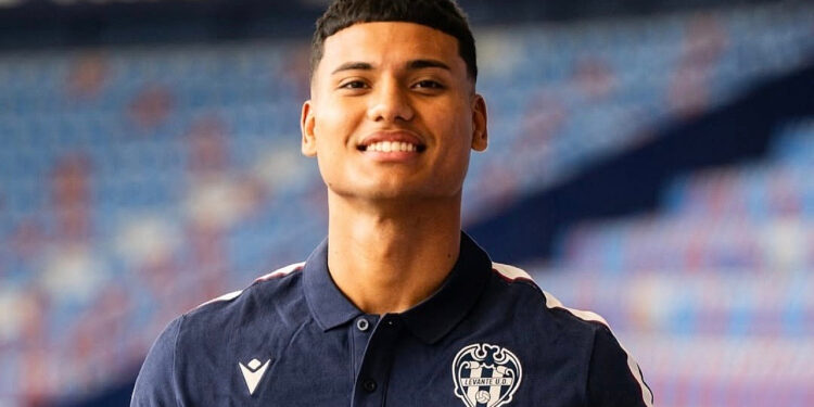El Atlético Levante refuerza la delantera con el fichaje de Brandon Yarce