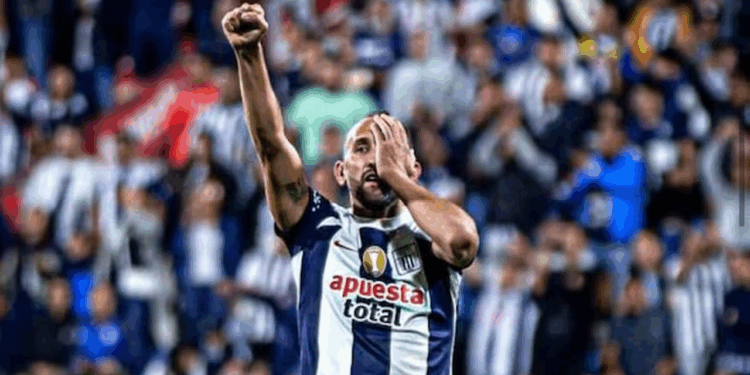 Sigue la polémica: El curioso mensaje de Hernán Barcos tras discusión con Alex Valera