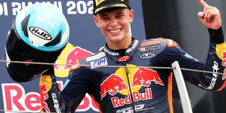 Valentín Perrone, piloto argentino de Moto3: “Sueño con ganar”